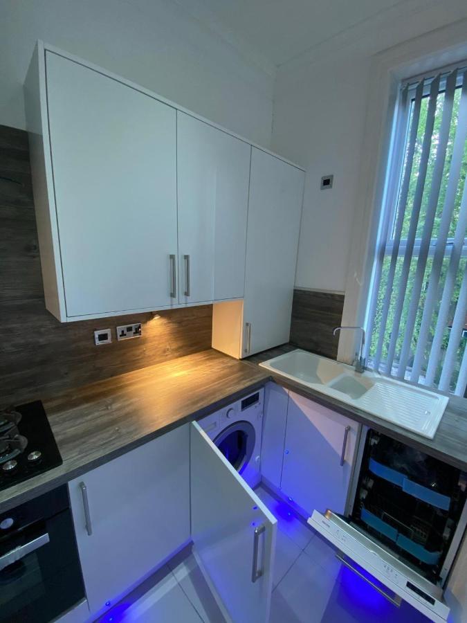 Designer Apartment Apt6 Wolverhampton Bagian luar foto