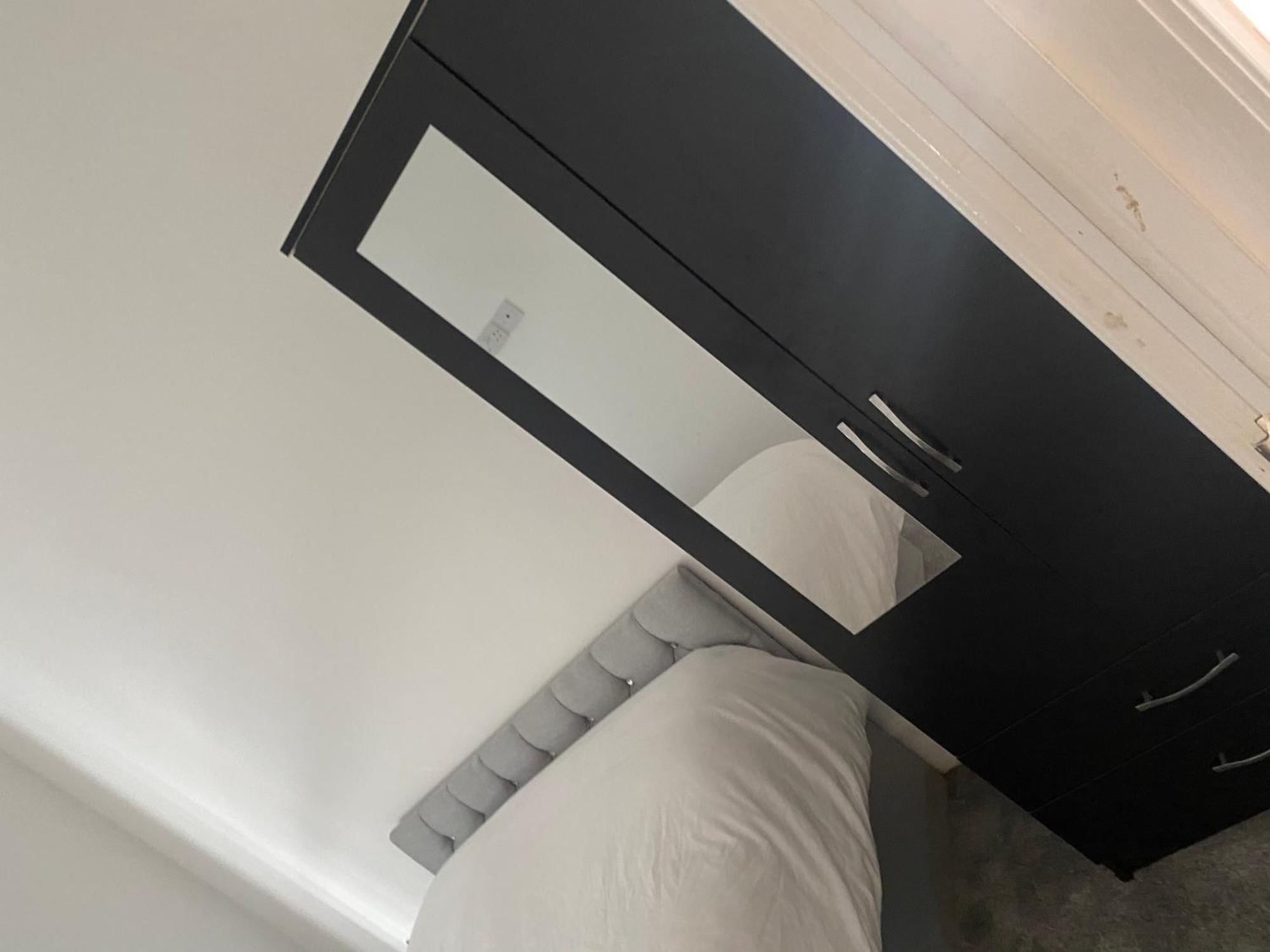 Designer Apartment Apt6 Wolverhampton Bagian luar foto