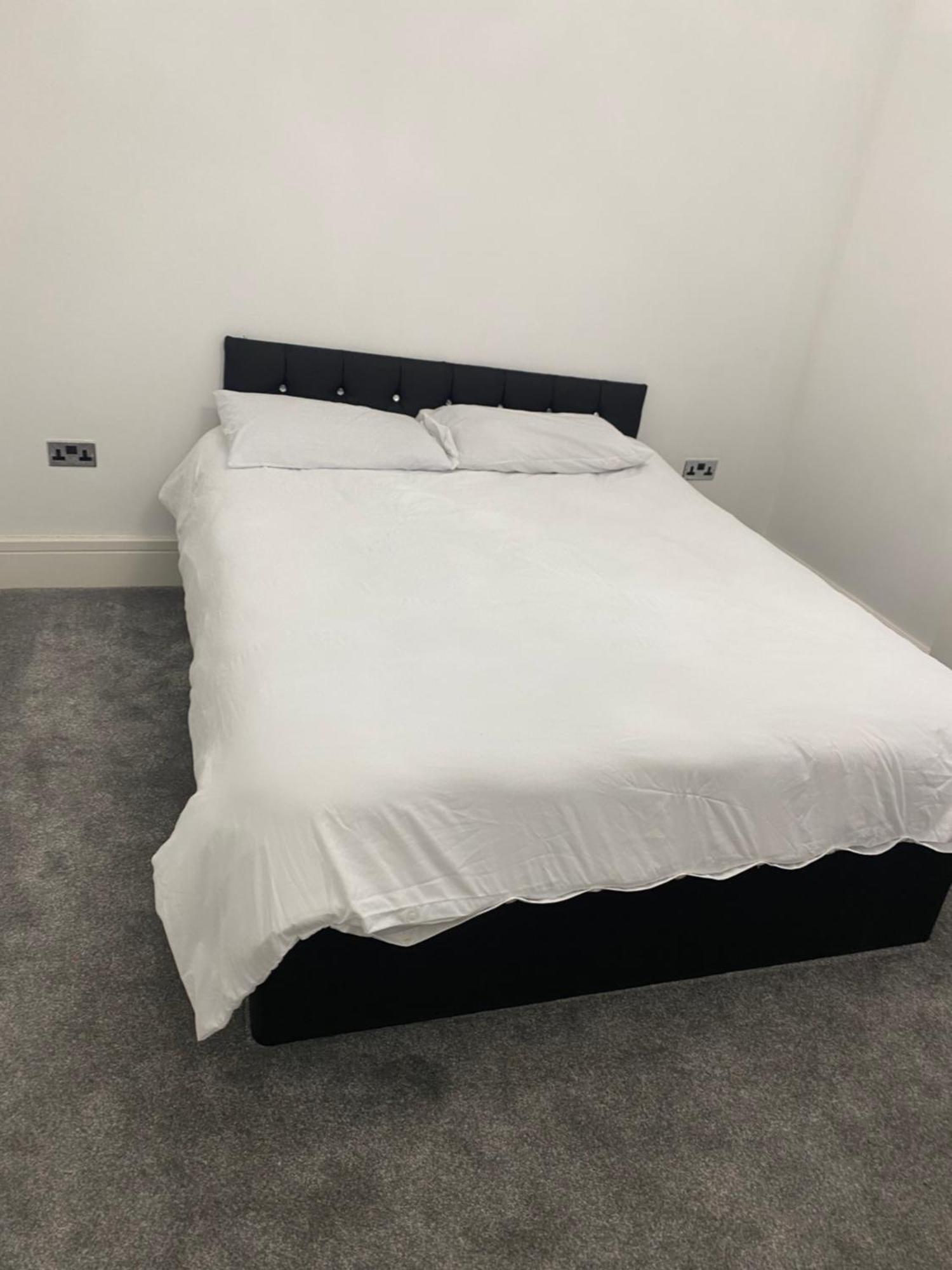 Designer Apartment Apt6 Wolverhampton Bagian luar foto